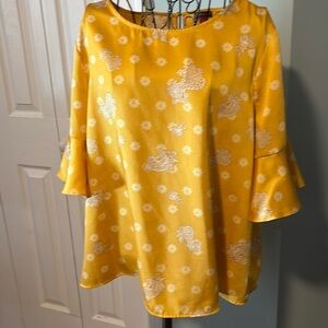 Vince Camino Yellow and White Paisley three-quarter sleeve blouse.